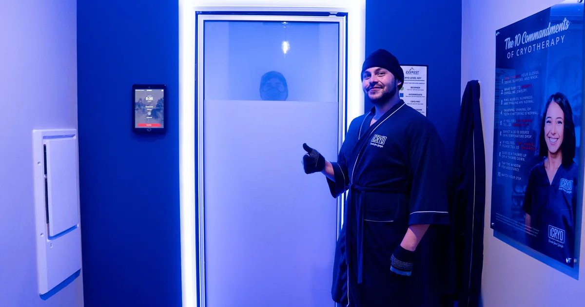 Whole-body cryotherapy compared with an ice bath cold plunge at iCRYO St. Johns