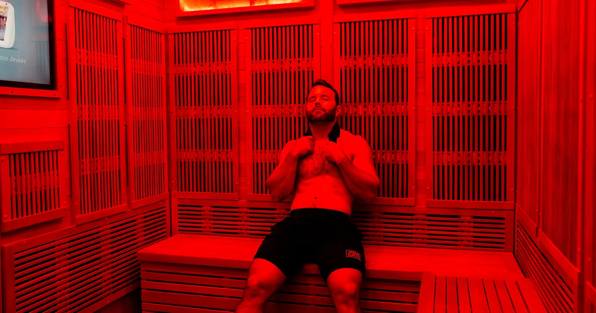 Contrast therapy with infrared sauna and cryotherapy at iCRYO St. Johns