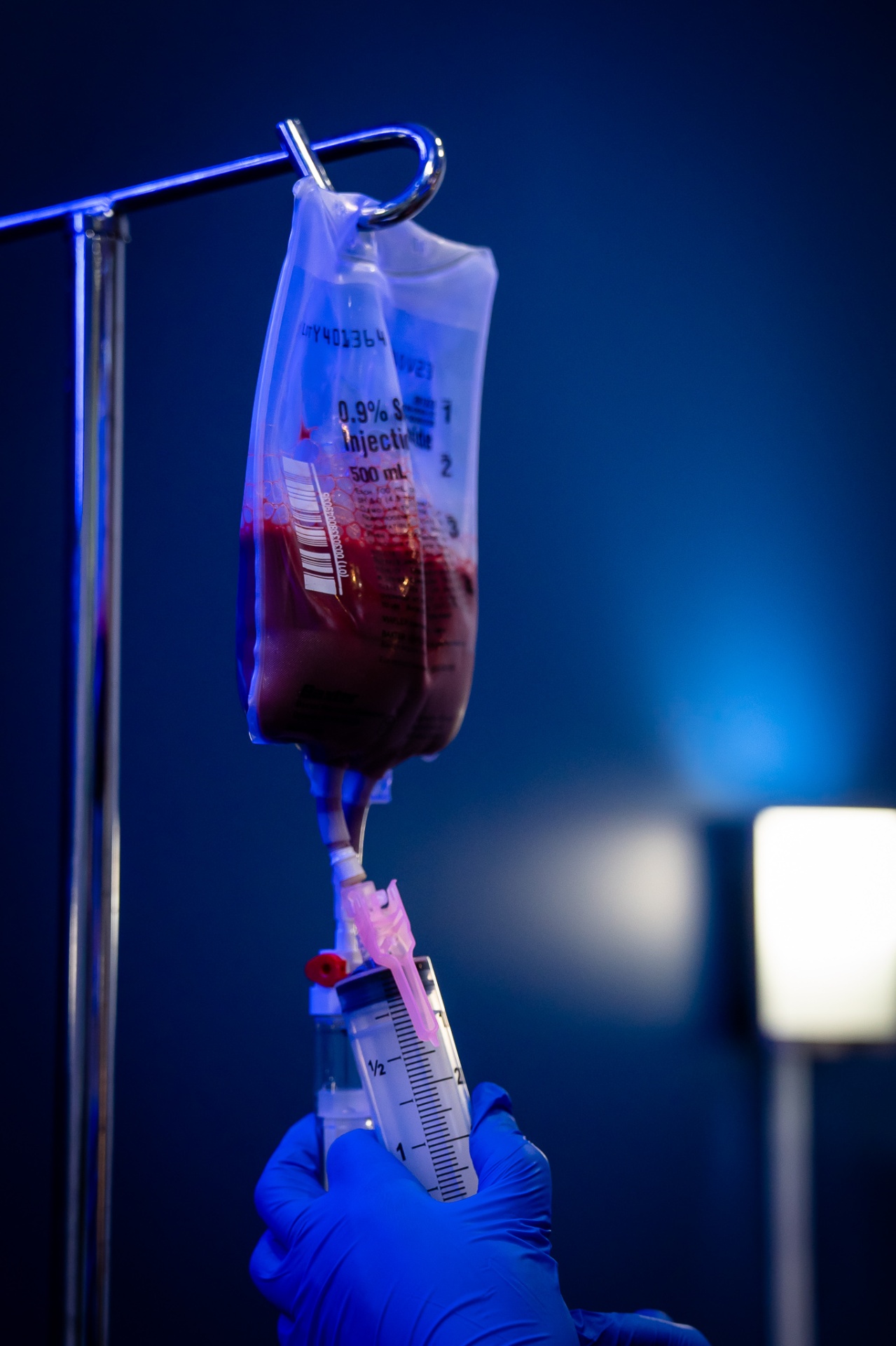 iCRYO St Johns Ozone UV IV therapy session in private infusion lounge